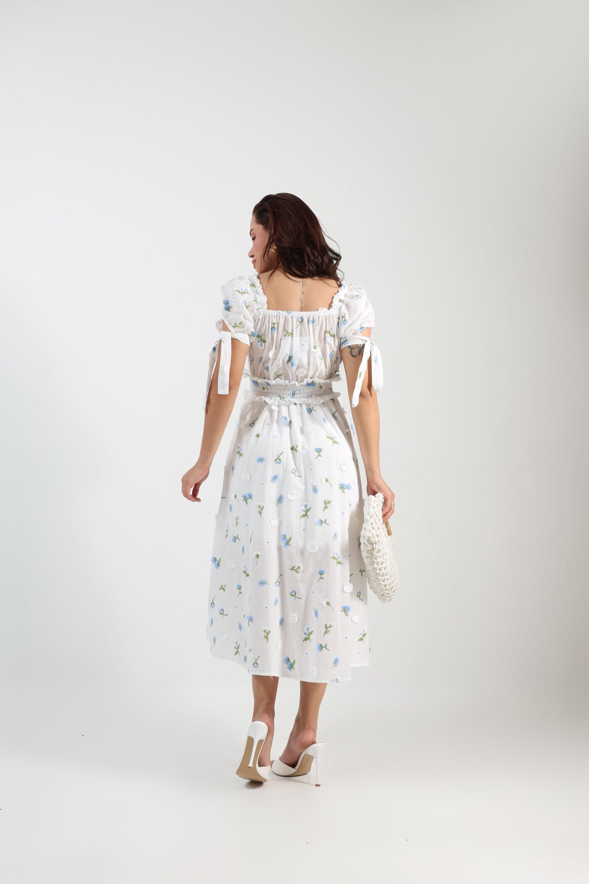 Vestido Midi Laise Bordado 3D